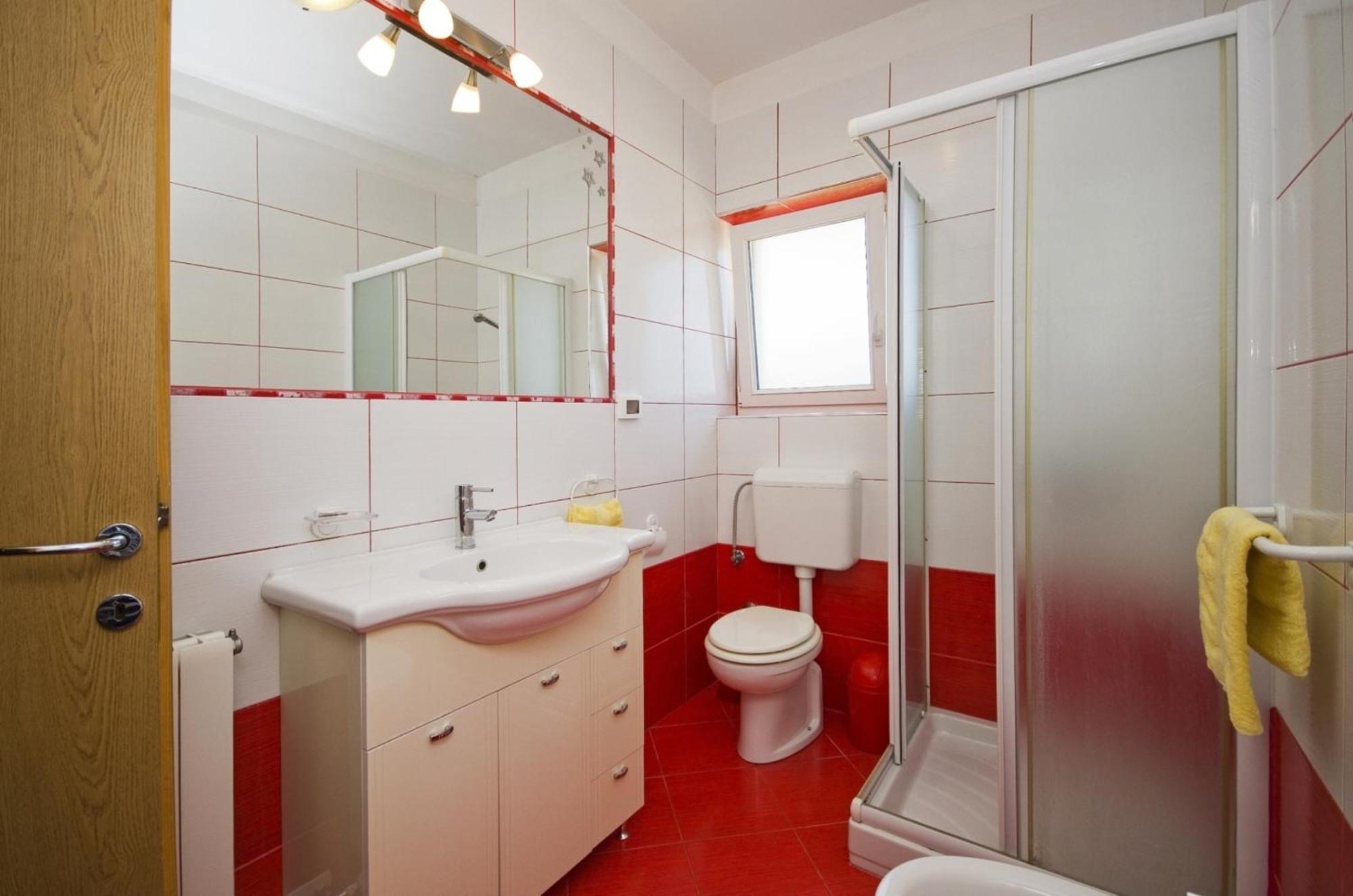 Apartment And Room Marlen โรวินสโก เซโล ห้อง รูปภาพ